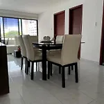Apt 2